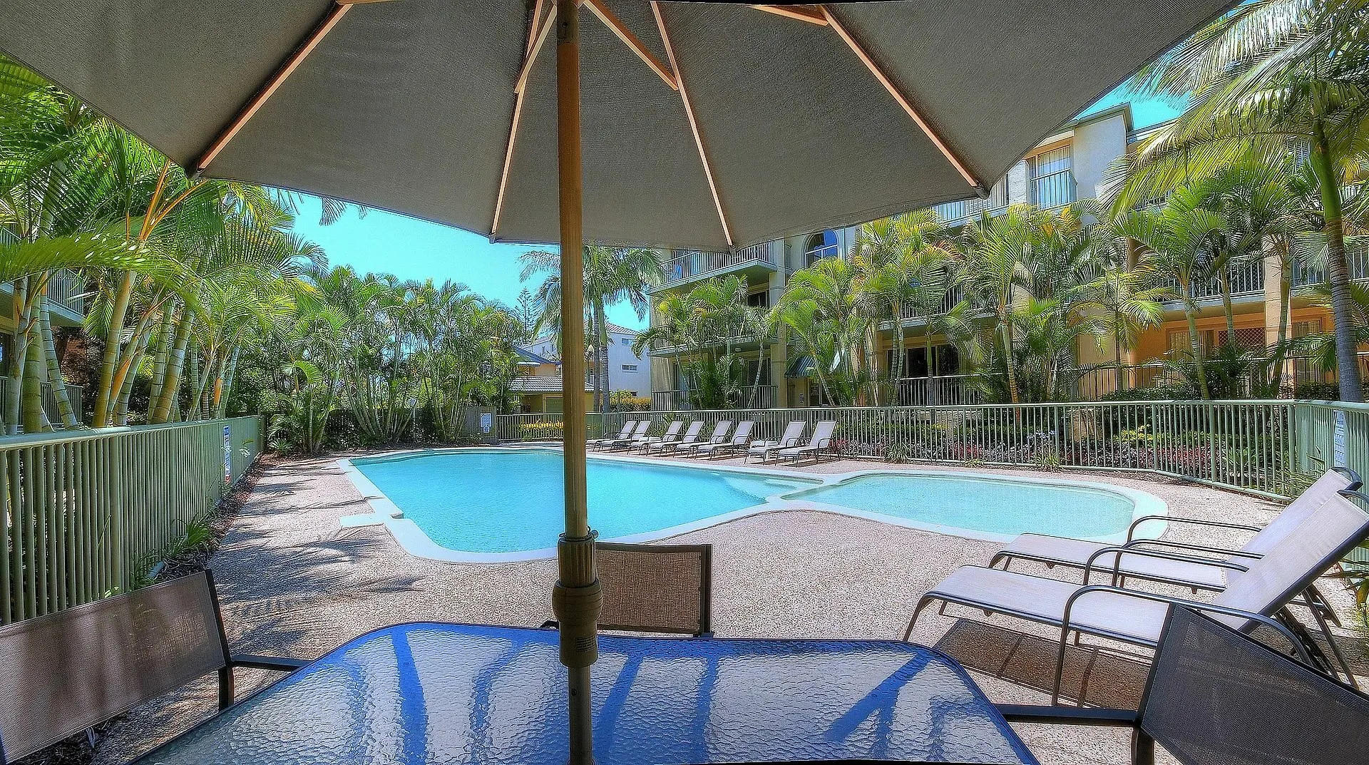 *** Aparthotel Bila Vista Kirra Beachside Apartments Gold Coast Australien